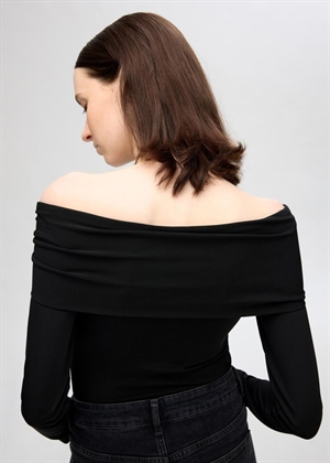 Ralia ls off shoulder bluse Sort Selected Femme